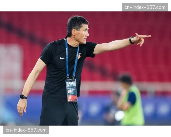 世界杯期间中超不停摆：联赛与国际赛事接轨的结构性矛盾与应对