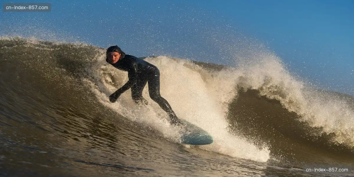 📱 虚拟座位环绕赛场,360度无死角观战,沉浸感无可挑剔!💺